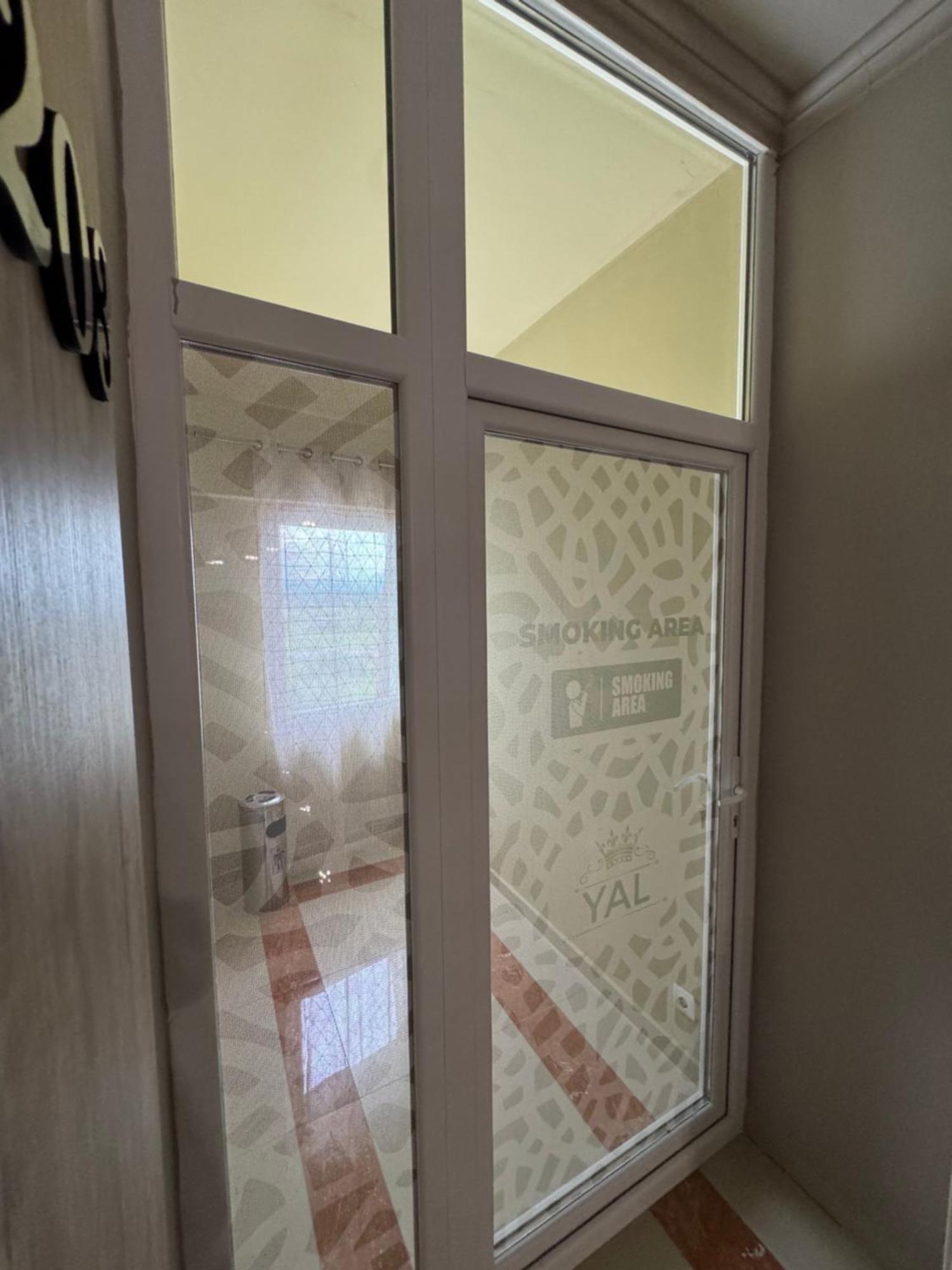 Hotel Yal Restaurant Tetovo Bagian luar foto